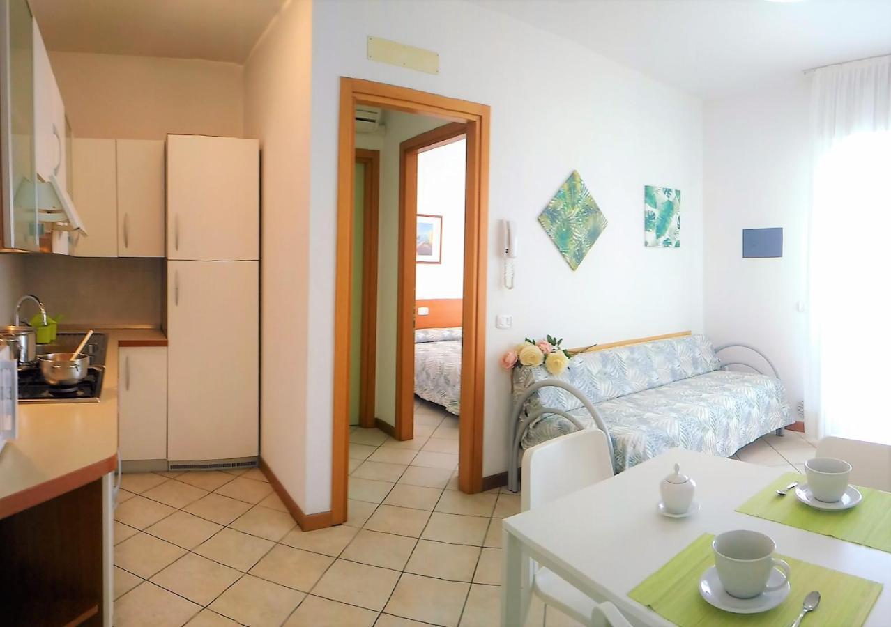 Green Holiday Wohnung Mit Schwimmbad بيبيوني المظهر الخارجي الصورة
